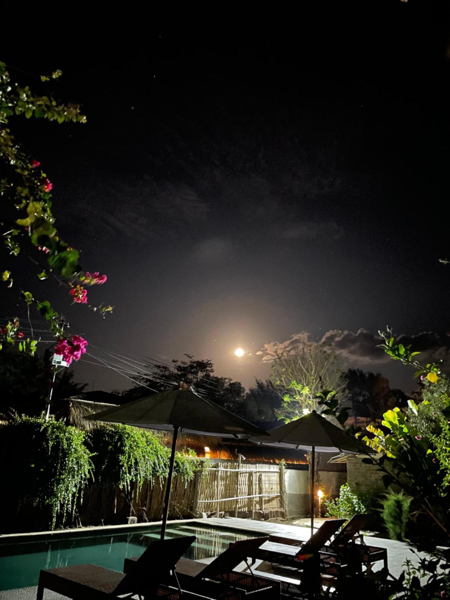 Blu D'Amare Hotel Gili Trawangan Kültér fotó
