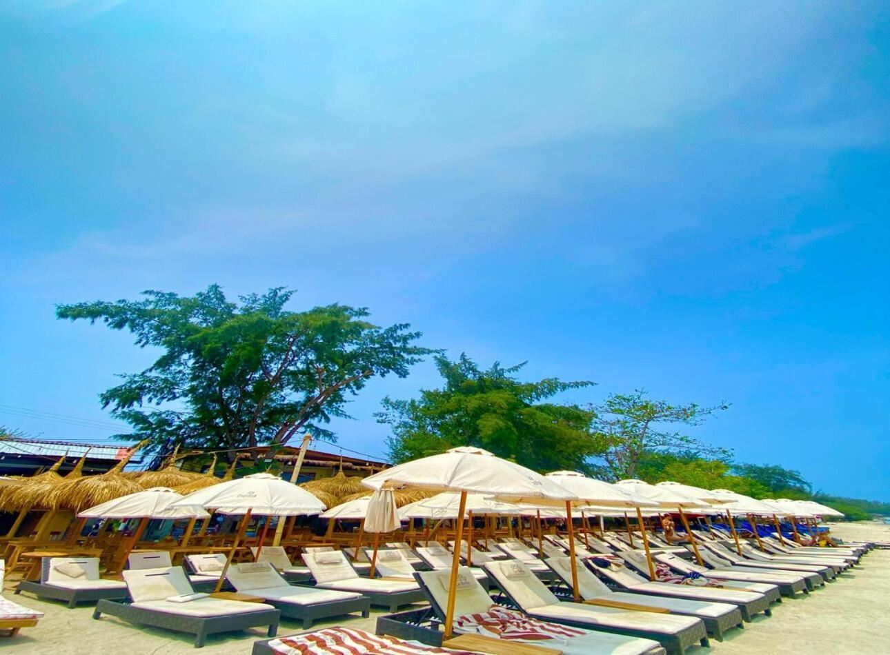 Blu D'Amare Hotel Gili Trawangan Kültér fotó